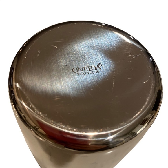 Oneida Cocktail Shaker Alcohol Cocktail Drink Mixer - Picture 7 of 8